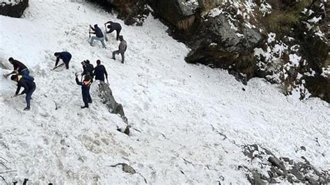 7 Killed In Avalanche In Sikkim Rescue Ops On Video Latest News