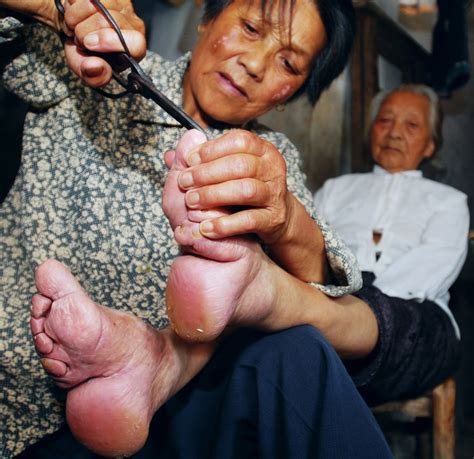 The Disturbing Reason For The Ancient Chinese Practice Of Foot Binding Business Insider