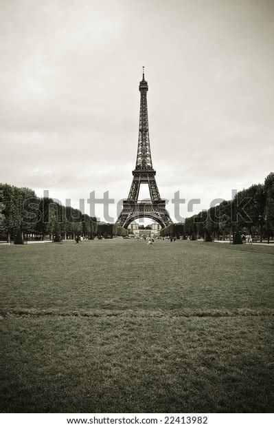 Wideangle View Eiffel Tower Champdemars Stock Photo 22413982 Shutterstock