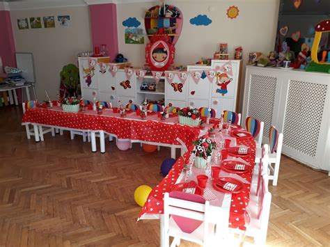 Simple Science: How to Make a Volcano with Kids