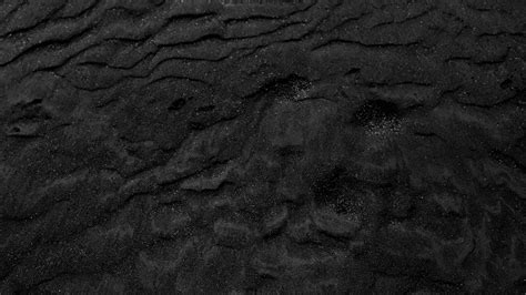 Download Wallpaper 3840x2160 Sand Black Relief Dark Desert Surface