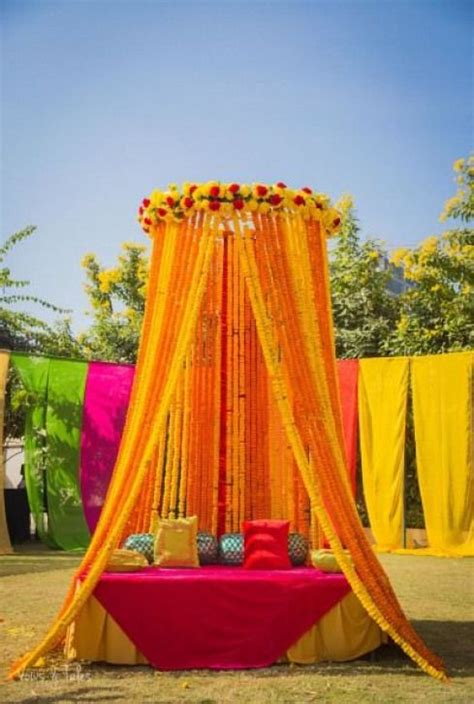 Mehendi Decor Marigold Mehendi Decor Wedmegood Genda Phool Decor With Pink And Yellow De