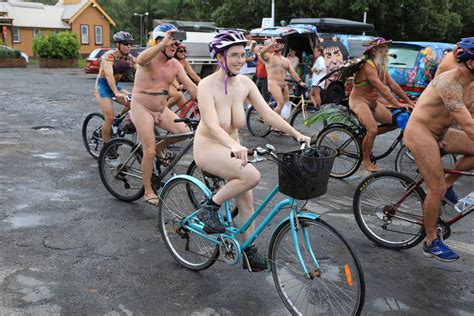 See And Save As Big Tits Smiling Girl Byron Bay World Naked Bike Ride