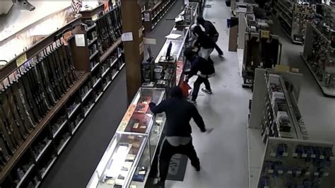 Cops Nab Suspects Who Robbed Carters Country Guns And Ammo In Houston