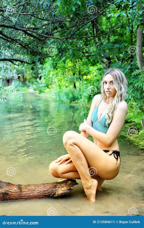 Beautiful Blonde Girl Posing In The Wild Style Beauty Fashion Concept Stock Image Image Of
