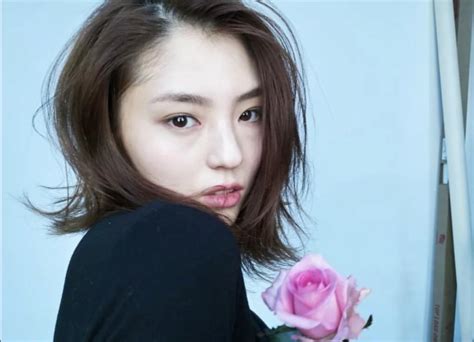 New Past Photos Of Han So Hee Surprise Netizens