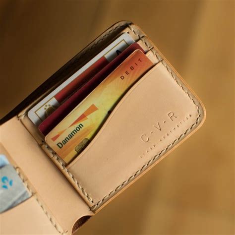 Brown Vegetable Tanned Leather Bifold Tan Wallet Handmade For Etsy 日本 Tan Wallet Tan