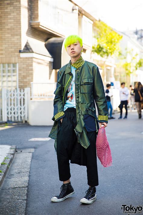 Neon Haired Harajuku Guy In Edgy Street Style W Ppfm Comme Des