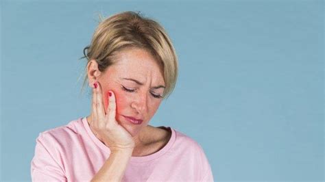 Lubang, pukulan yang mengenai gigi, atau infeksi pada gusi. Cara Menghilangkan Sakit Gigi yang Efektif Ikuti Lima Cara ...