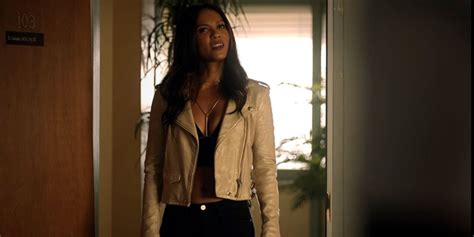 5 Best Maze Outfits From Lucifer And 5 That Arent As Exciting In360news