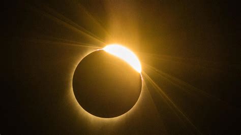 Solar Eclipse To Darken Skies Friday Cbs News