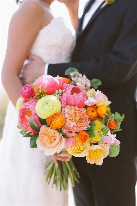 Jokes apart, wedding bouquets are a big deal and like all things wedding, they come in a whole lotta. Fun And Games Wedding In California in 2020 | Bridal ...