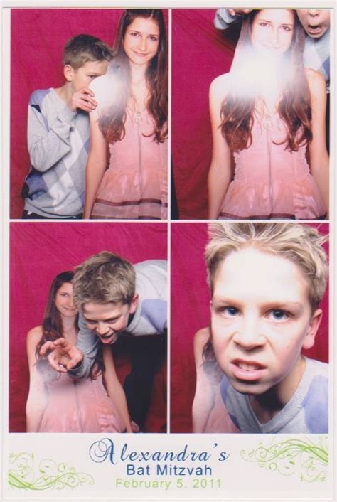 Funny Photo Booth Pictures Fotobomb