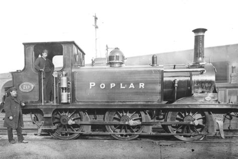 Victorian Steam Engine Returns To Poplar