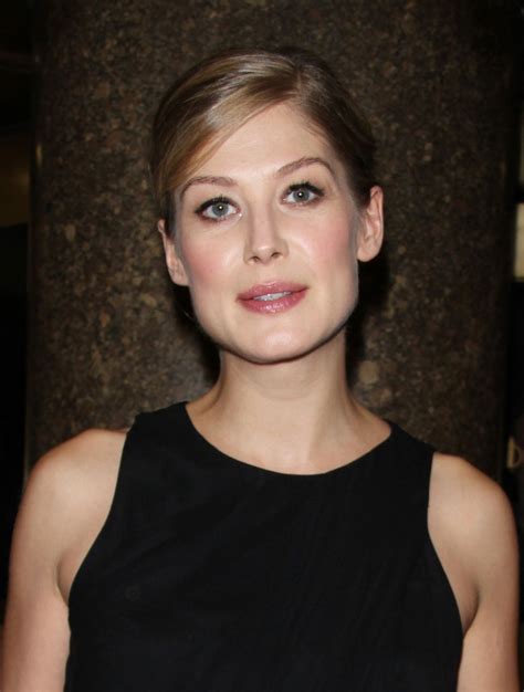 Rosamund Pike Arriving To Appear On Late Night With Seth Meyers In