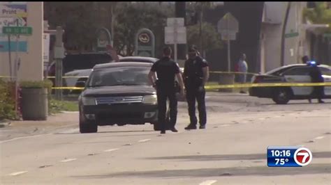 Elderly Pedestrian Killed In Lauderhill Hit And Run Police Id Suv Involved Wsvn 7news Miami