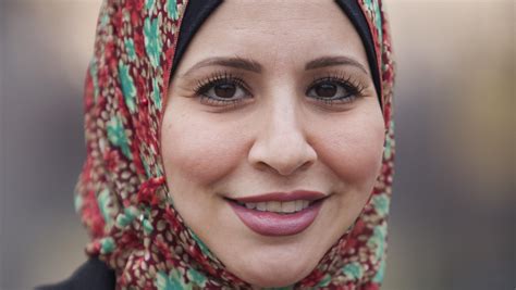 Us Muslim Women Debate Hijab Amid Backlash