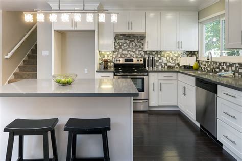 The layout is one of the most important aspects when remodeling or custom designing your space. 3 Tips for A Functional L Shaped Kitchen Design - DIY Home Art