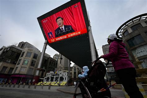 Chinese President Xi Jinping Takes Aim At Dollars Global Domination