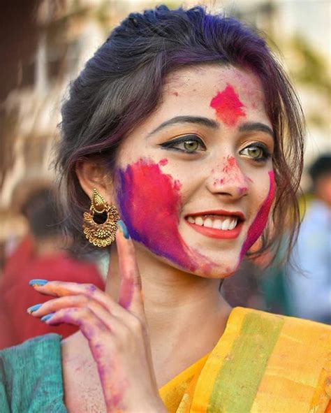 27 Incredible Photos From Holi The Festival Of Colors Wow Gallery Holi Girls Holi Photo