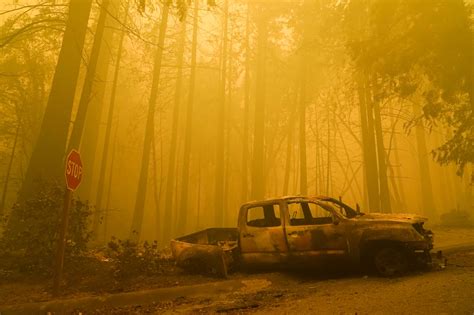 Deadly California Wildfires Scorch More Than 1 Million Acres With No