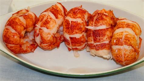 East Coast Seafood Group Fresh Cooked Lobster Meat Tail