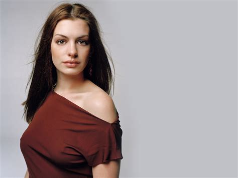 Anne Hathaway Great Quality Wallpapers Hd Wallpapers Id 2874