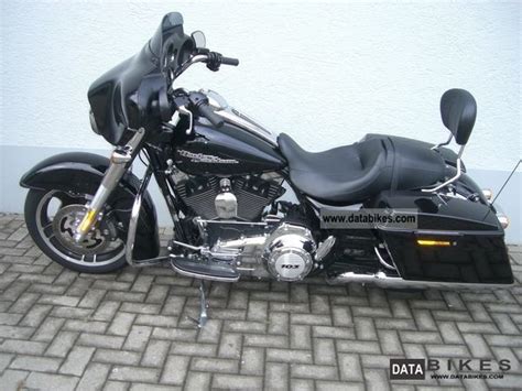 Harley davidson bike pics is where you will find news, pictures, youtube videos, events and merchandise. 2010 Harley Davidson STREET GLIDE