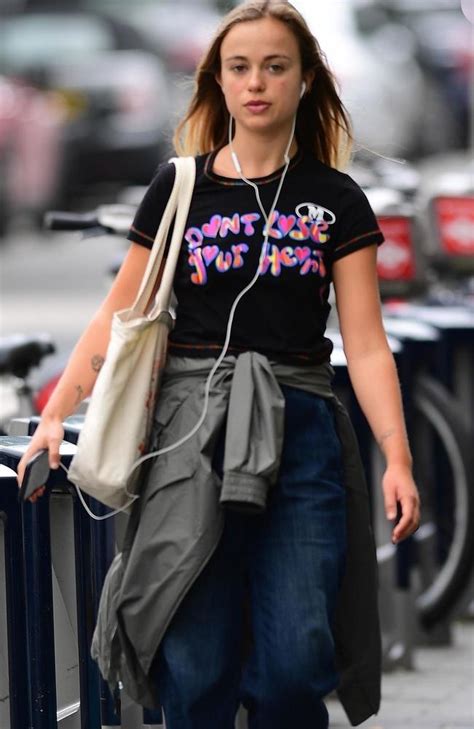 Who Is Lady Amelia Windsor ‘most Beautiful Royal Steps Out In London Photos The Chronicle