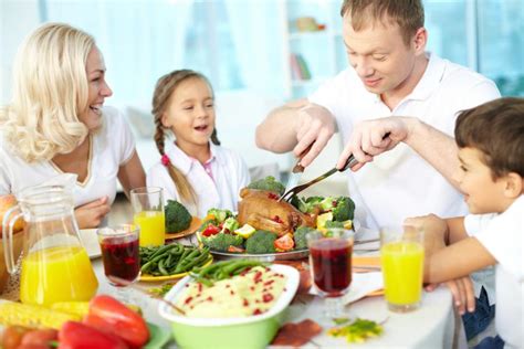 Wartość Nie Do Przecenienia Oto Co Zyskuje Rodzina Jedząc Wspólnie Posiłki Twoje Emocje