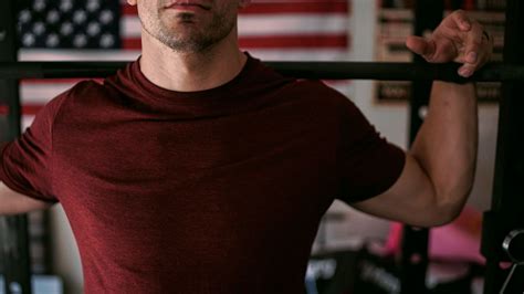 5 Best Shoulder Shrug Exercises For Men