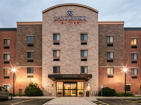 Pet-Friendly La Crosse Hotel | Candlewood Suites La Crosse