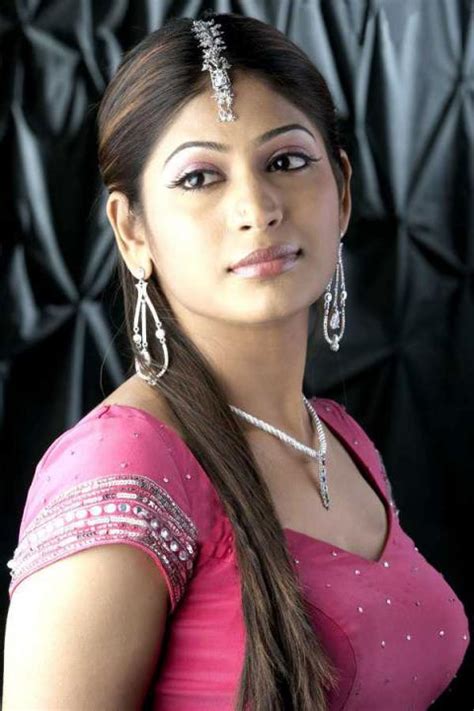 Vijayalakshmi Tamil Actress Half Saree Hq Photos And Stills Telugu