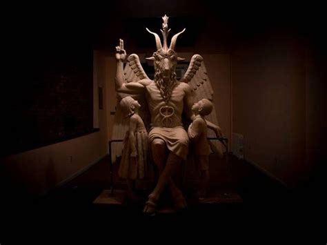 Satanic Group Unveils 9ft Statue To Cheers Of Hail Satan Statue