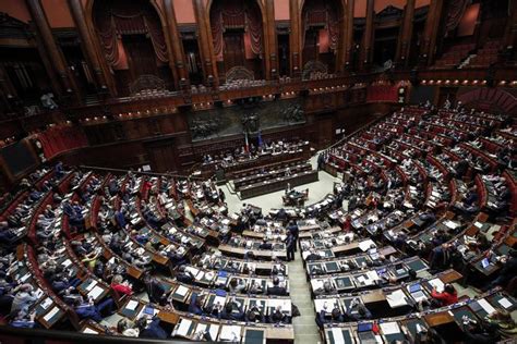 Oggi Il Voto Per Il Taglio Dei Parlamentari In Calabria 11 Seggi In Meno Secondo Piano News