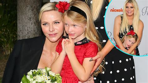 watch access hollywood interview jessica simpson s daughter is adorably shy when meeting