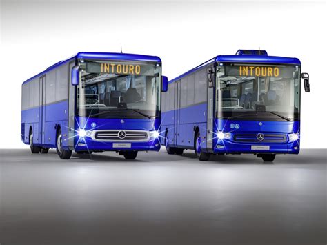 Innovationsfeuerwerk Von Mercedes Benz Omnibus