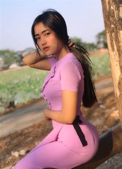 Pin On Myanmar Fashion Models