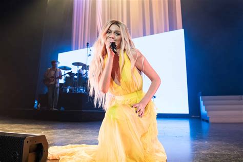 Watch Kelsea Ballerini Perform “marilyn” For The First Time Ever Live Music Mayhem Magazine