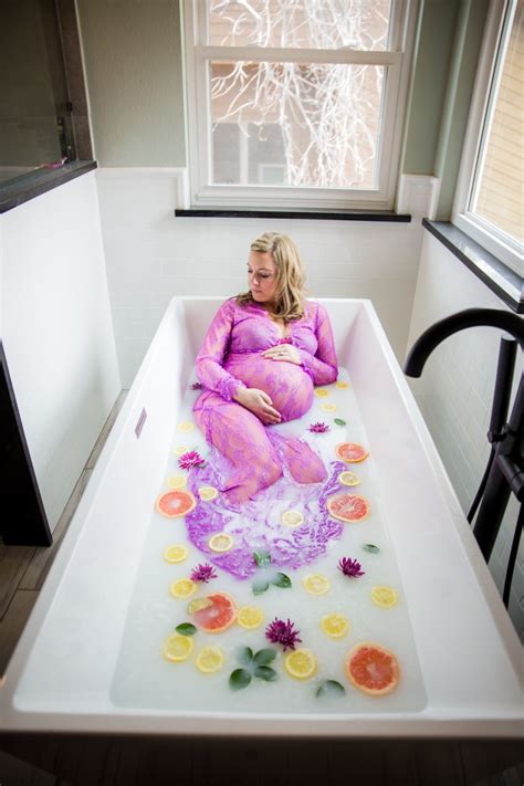 Milk Bath Maternity Session A Unique Option To Your Standard Maternity Photos This One With