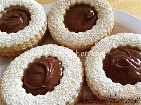 Per la serie ricette dolci, gli occhi di bue: Occhi di bue alla nutella (biscotti con nutella) | Ricetta ...