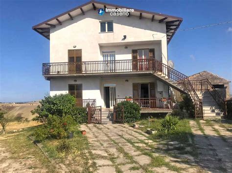 6 Bedroom Cottage For Sale In Casalanguida Chieti Abruzzo Italy