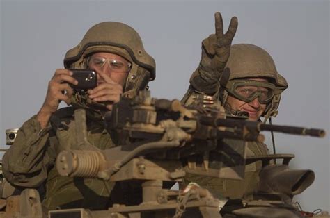 Jual Model Kit Academy Israeli IDF Tank Crew Set Figures Di Lapak Creative Gadget