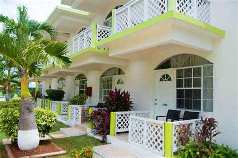 Fun Holiday Beach Resort Nettes Budgethotel In Negril Jamaika