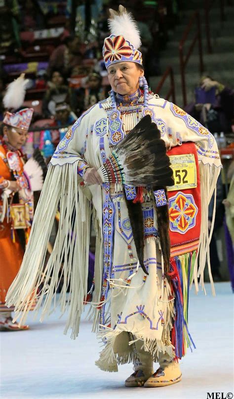 Pin By Osi Lussahatta On Ndn Native American Regalia Festival