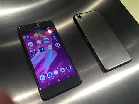 Sony Xperia X Xa And X Performance Hands On With The Almost