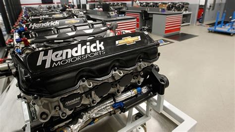 Hendrick Motorsports Takes Home Mahle Engine Builder Of The Year