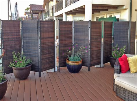 Your deck should be your own personal outdoor oasis, and a lack of privacy can throw off the whole vibe. Privacy Screens For Patios And Decks • Patio Ideas