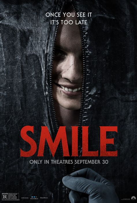 Horror Movie Smile Gets Glowing Review From Stephen King