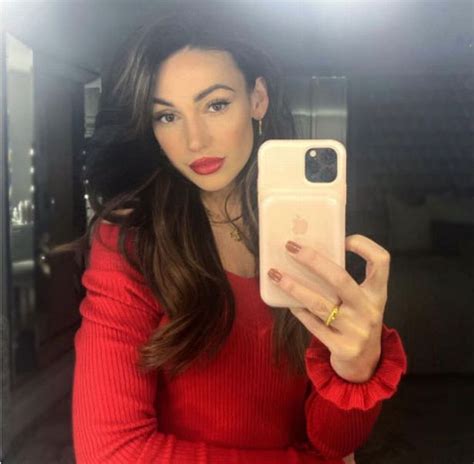 Michelle Keegan Drives Fans Wild After Getting Glammed Up In Figure